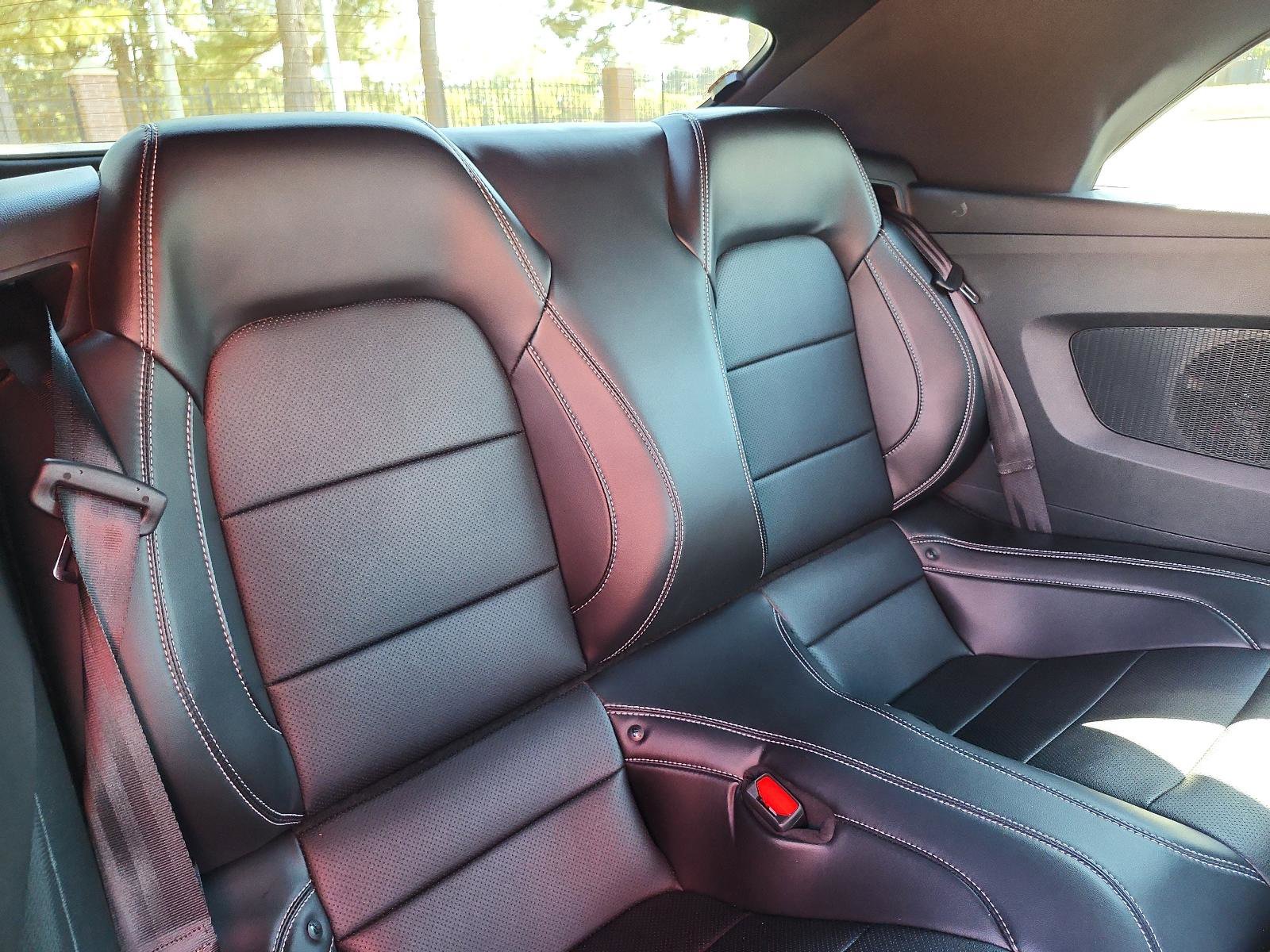 Used 2022 Ford Mustang GT Premium w/ Equipment Group 401A image 8