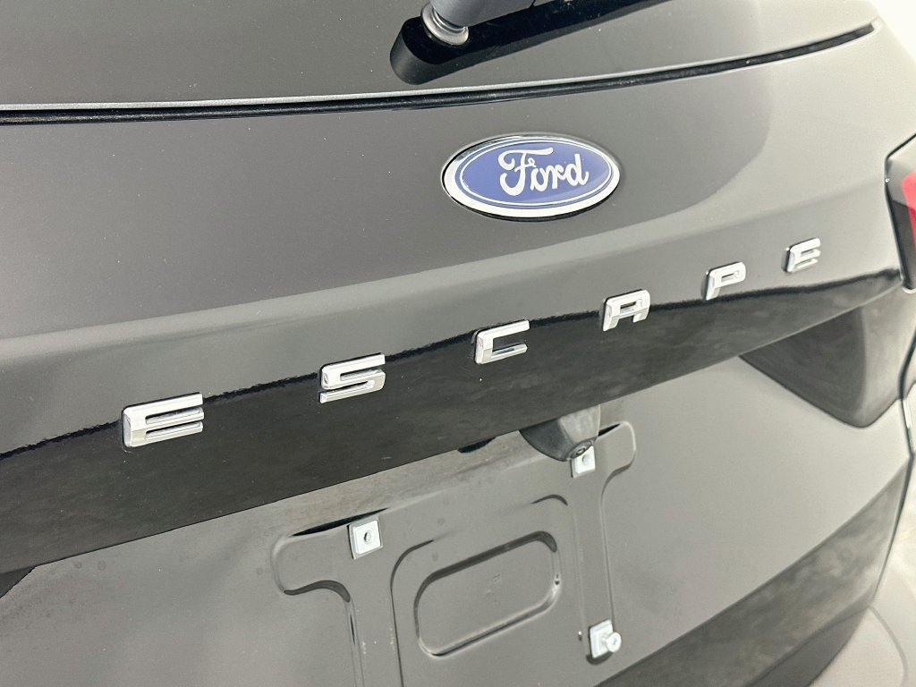 Used 2025 Ford Escape Active FWD image 28