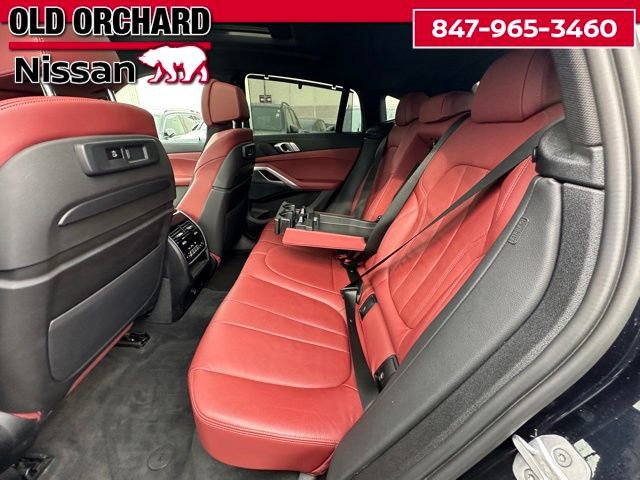 Used 2022 BMW X6 xDrive40i AWD/4WD image 13
