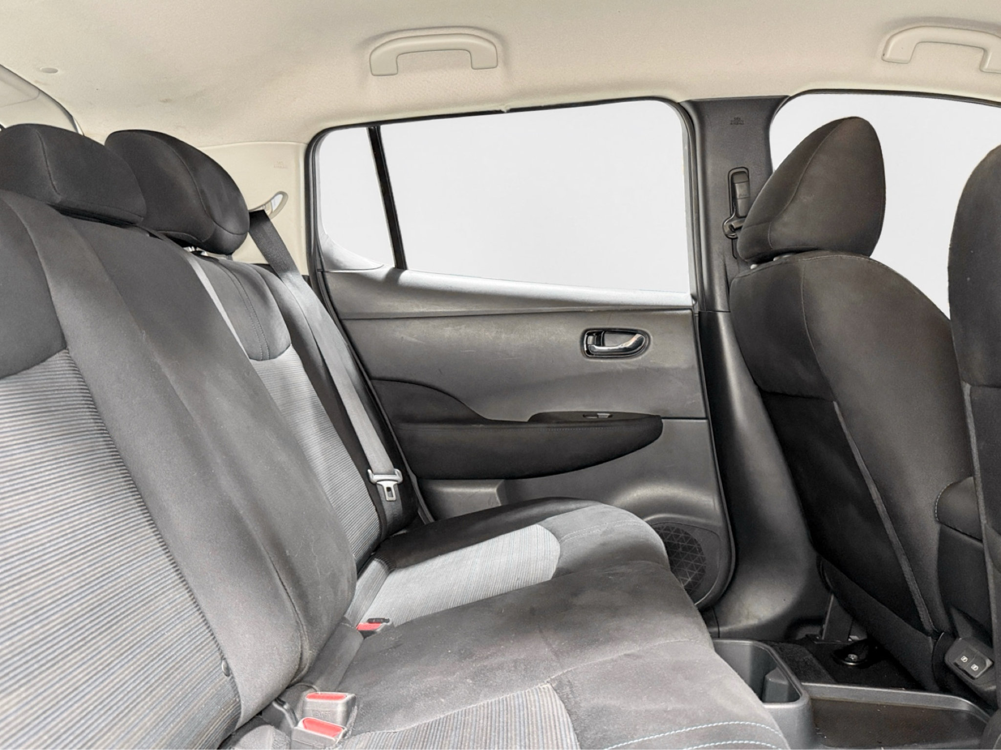 Used 2023 Nissan Leaf S FWD image 20