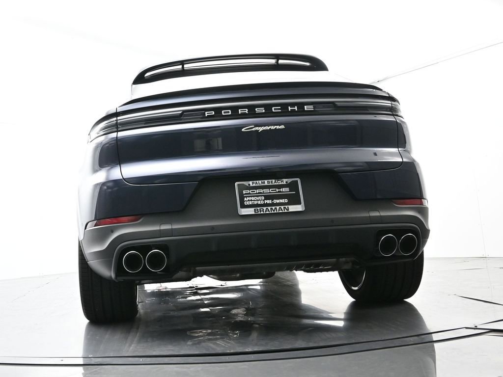 Certified 2025 Porsche Cayenne E-Hybrid Coupe image 49