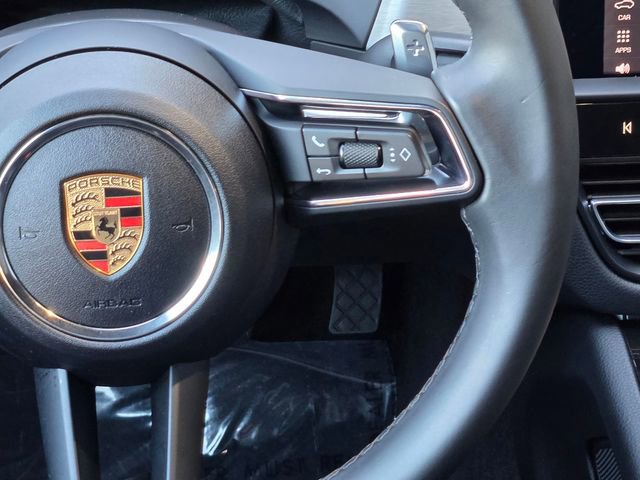 Used 2025 Porsche Macan image 17