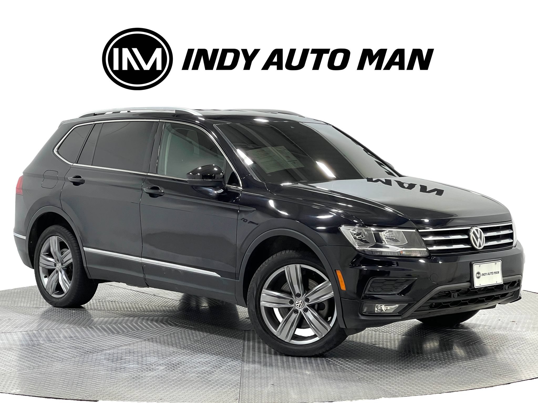 Used 2021 Volkswagen Tiguan SEL AWD/4WD image 2