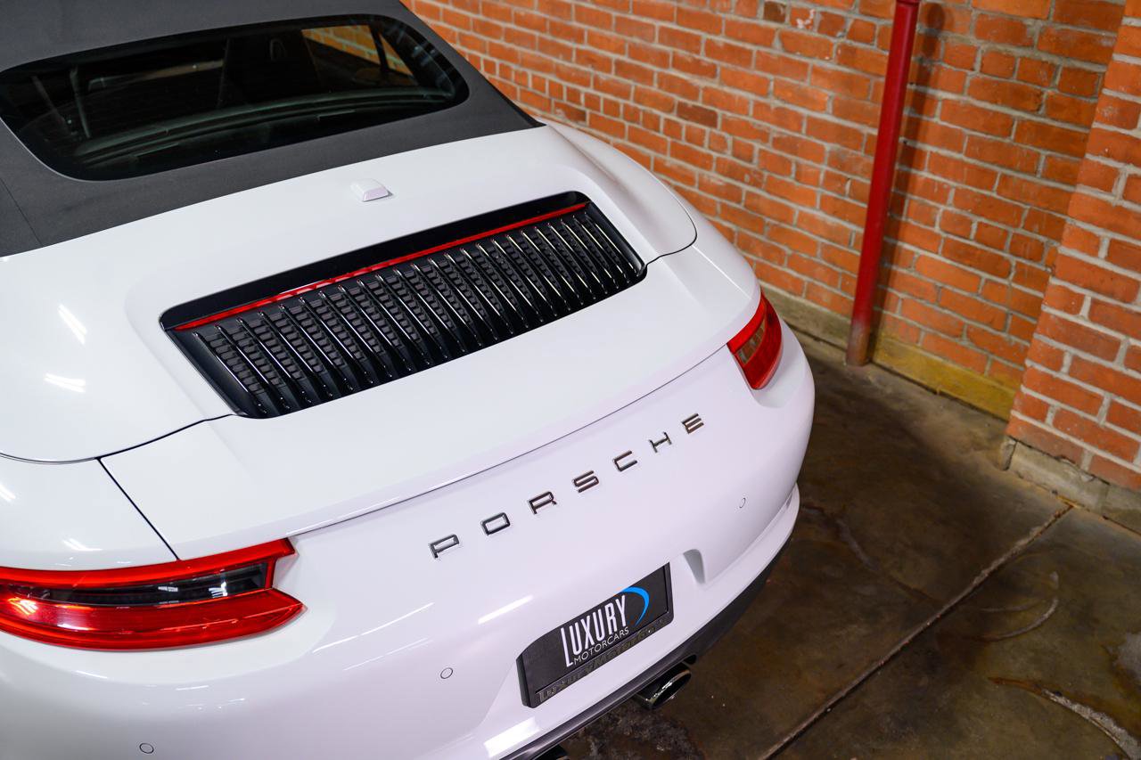 Used 2017 Porsche 911 Carrera S RWD image 9