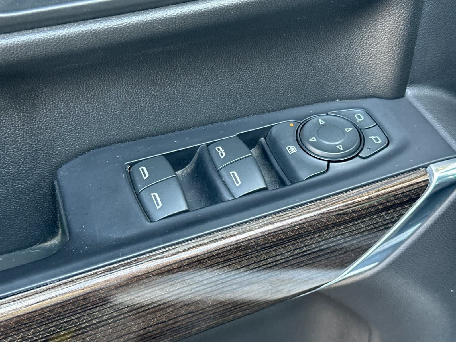 Used 2020 Chevrolet Silverado 1500 LT w/ All-Star Edition RWD image 14