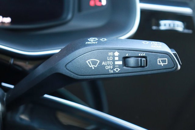 Used 2024 Audi Q7 3.0T Premium Plus image 28