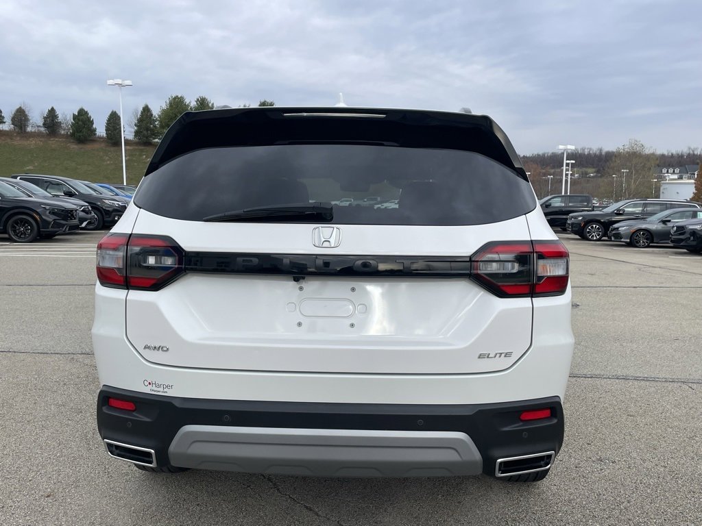 Used 2025 Honda Pilot Elite image 4