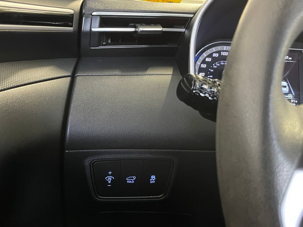 Used 2023 Hyundai Tucson SEL FWD image 14