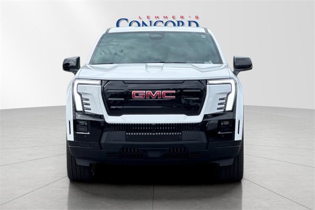 New 2026 GMC Sierra EV Elevation w/ LPO, Elevation Dark Package image 9