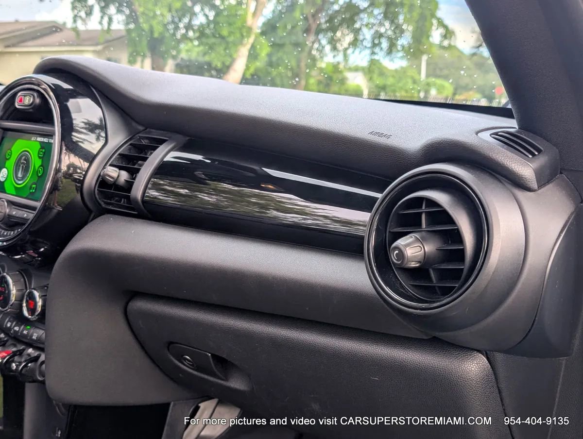 Used 2020 MINI Cooper Convertible image 72