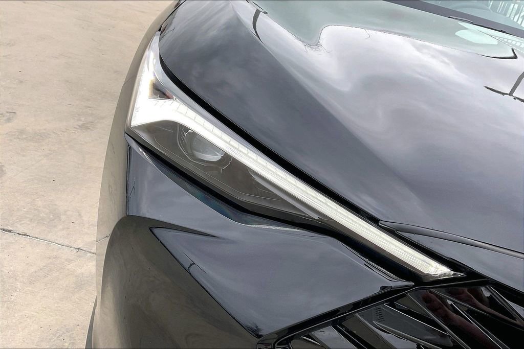 Certified 2025 Acura ADX FWD image 35