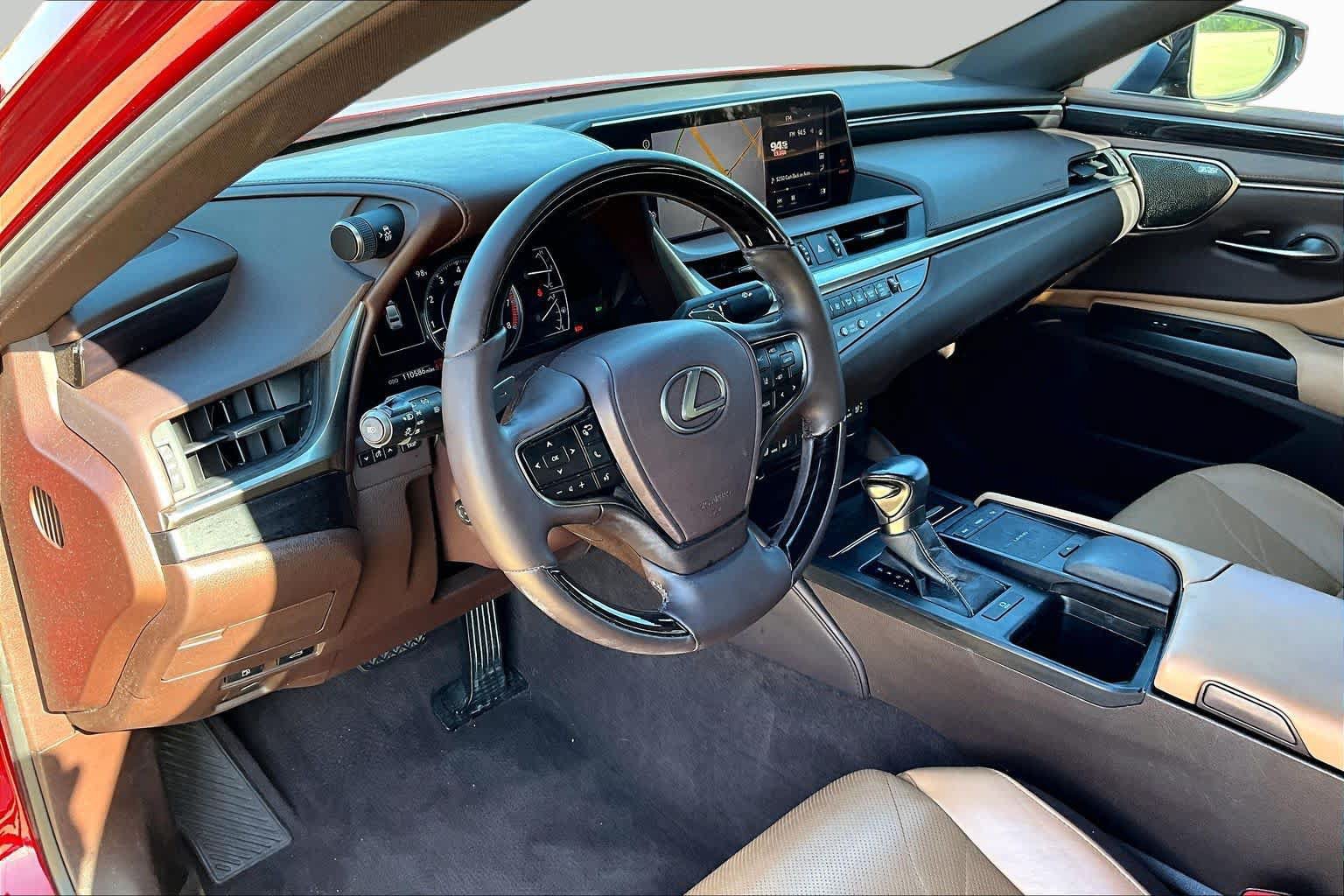 Used 2020 Lexus ES 350 w/ Accessory Package 2 FWD image 18