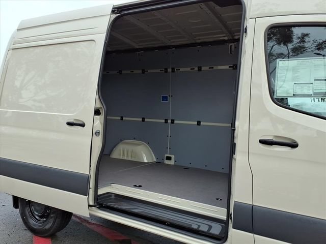 New 2026 Mercedes-Benz Sprinter 2500 image 23