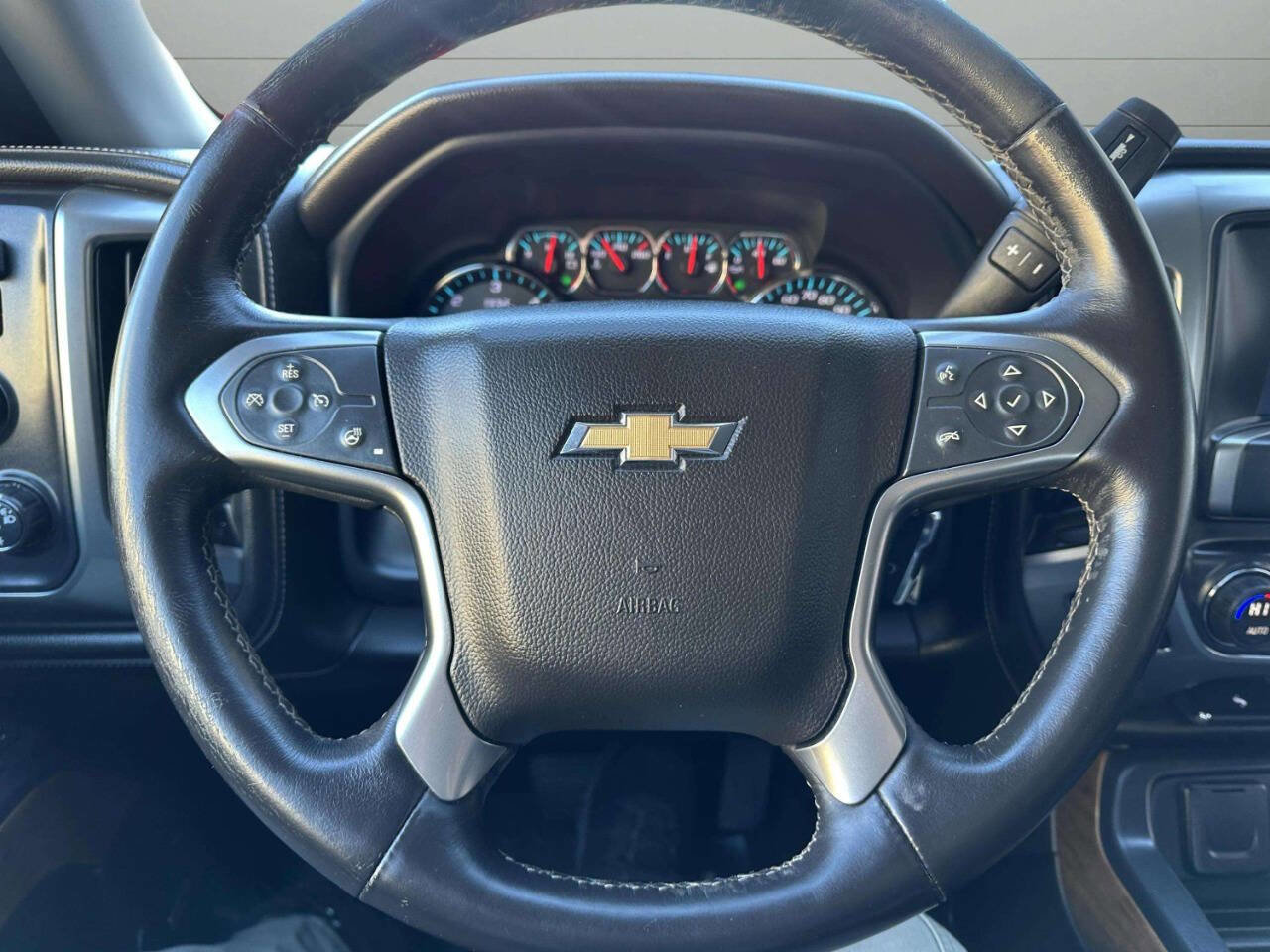 Used 2015 Chevrolet Silverado 1500 LTZ w/ LTZ Plus Package AWD/4WD image 35