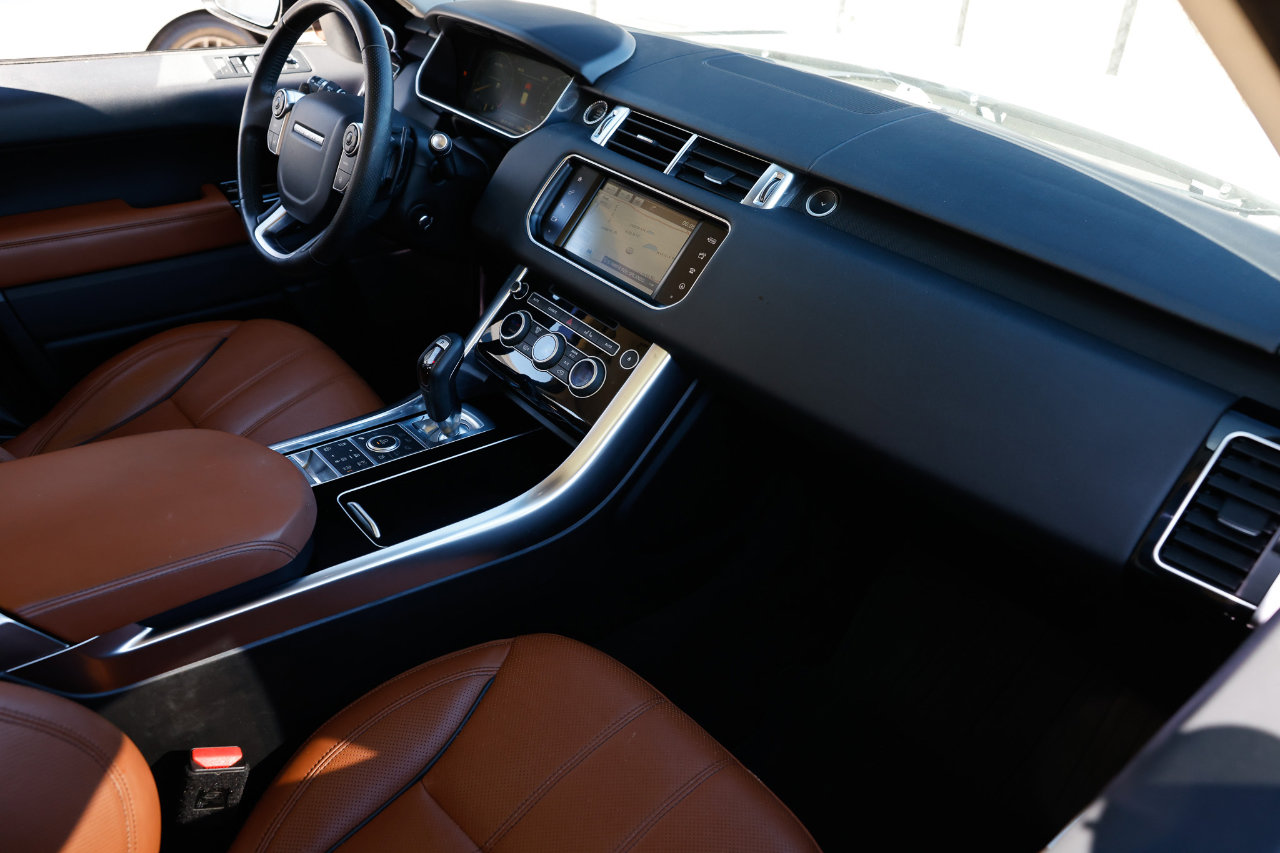 Used 2016 Land Rover Range Rover Sport Supercharged image 18