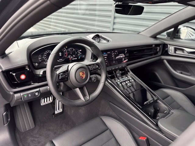 New 2026 Porsche Panamera 4 AWD/4WD image 4