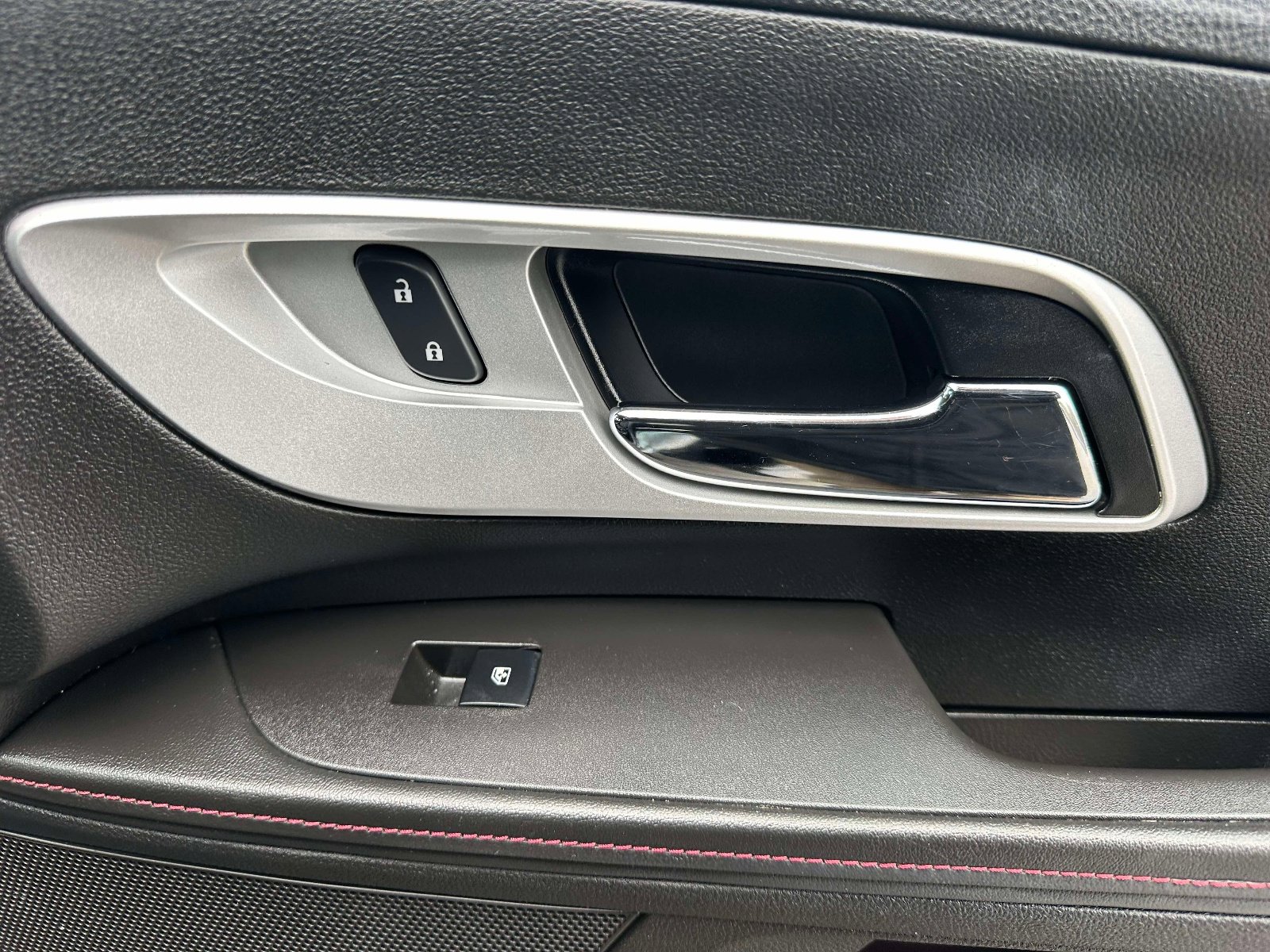 Used 2014 Chevrolet Equinox LT w/ Driver Convenience Package image 26