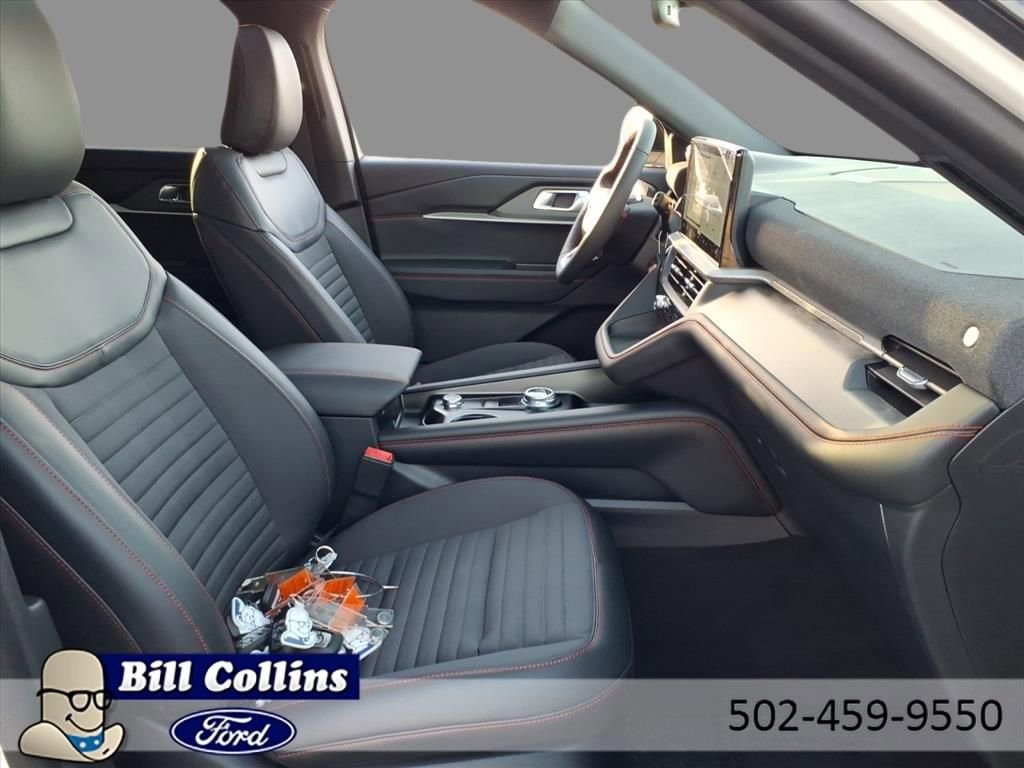 New 2026 Ford Explorer ST-Line w/ ST-Line Street Pack image 13