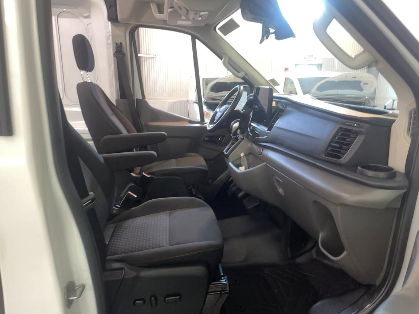 Used 2022 Ford Transit 350 148 High Roof Extended RWD image 20