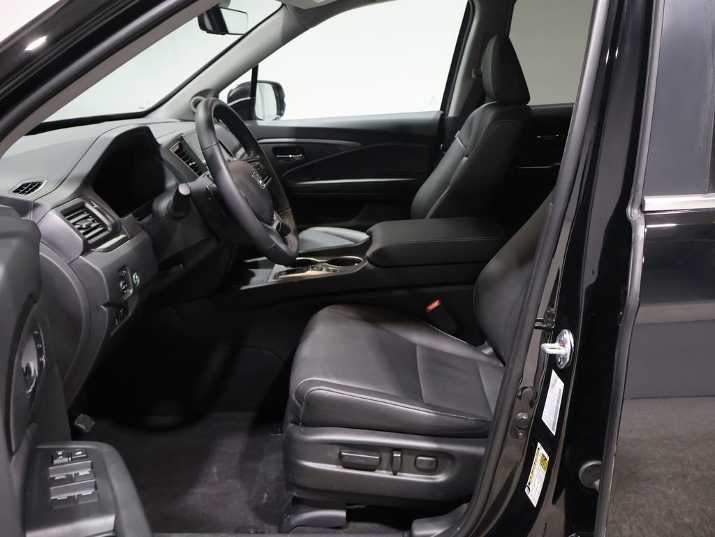 Used 2025 Honda Ridgeline RTL image 12