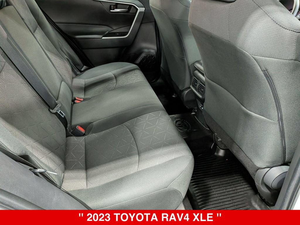 Used 2023 Toyota RAV4 XLE AWD/4WD image 30
