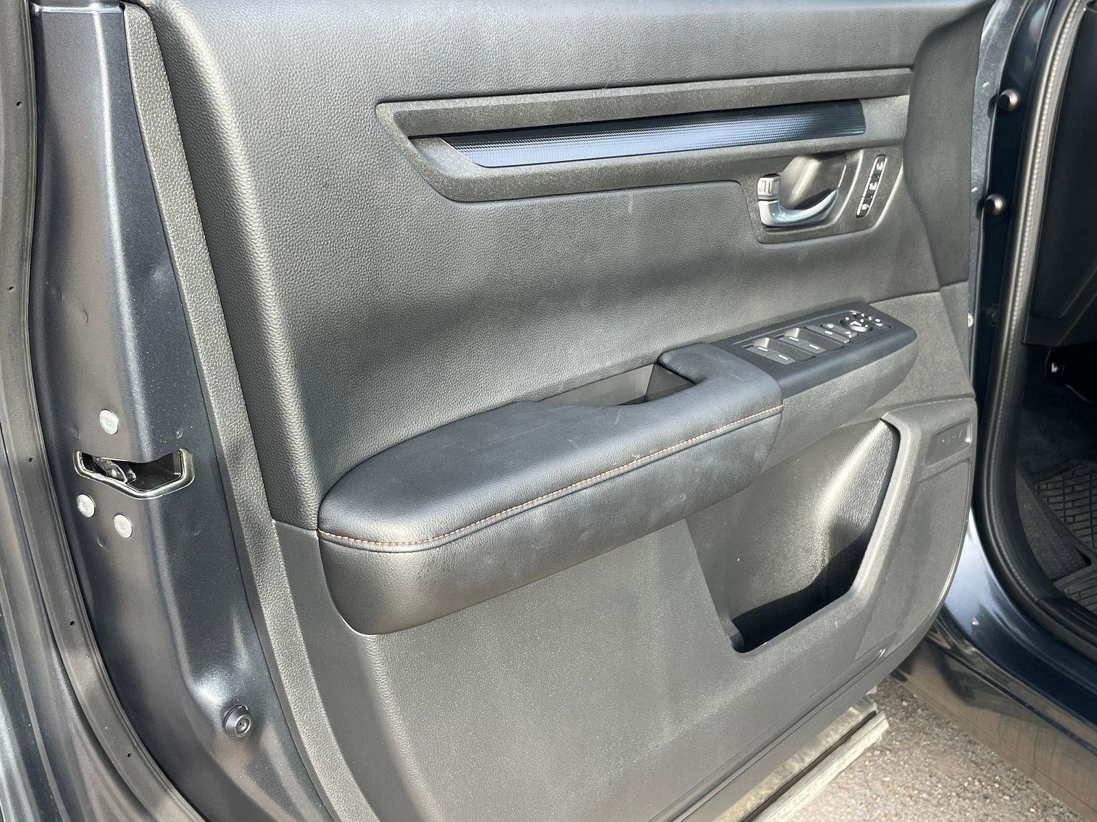 Used 2026 Honda CR-V Sport-L image 11