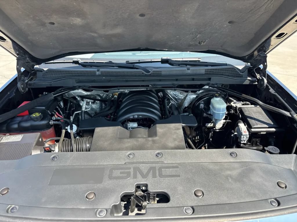 Used 2014 GMC Sierra 1500 Denali w/ Driver Alert Package AWD/4WD image 11