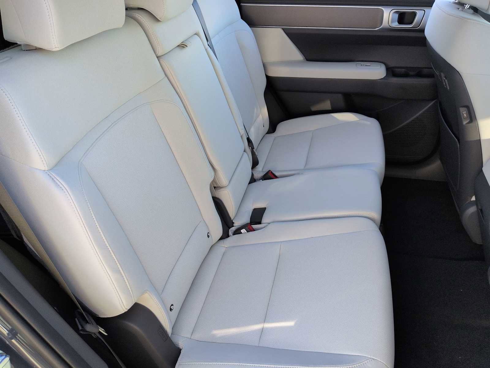 New 2026 Hyundai Santa Fe SE image 20