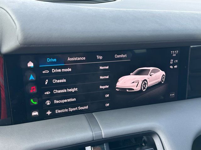 Used 2020 Porsche Taycan 4S image 31