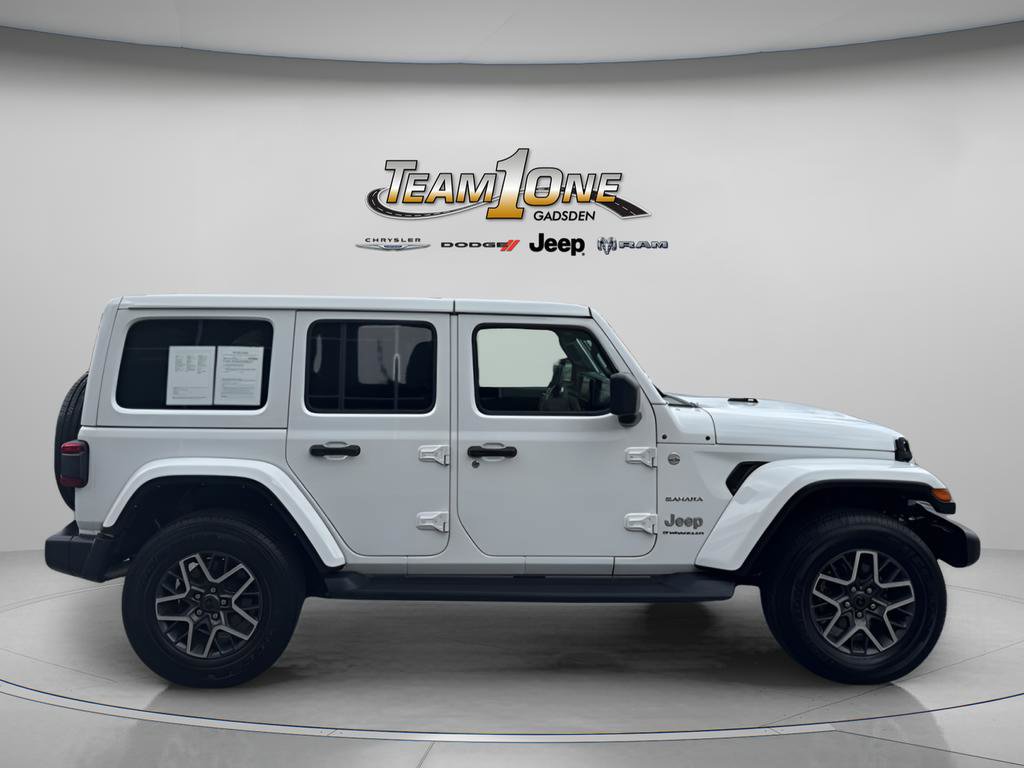 Used 2024 Jeep Wrangler Sahara w/ Technology Group image 7