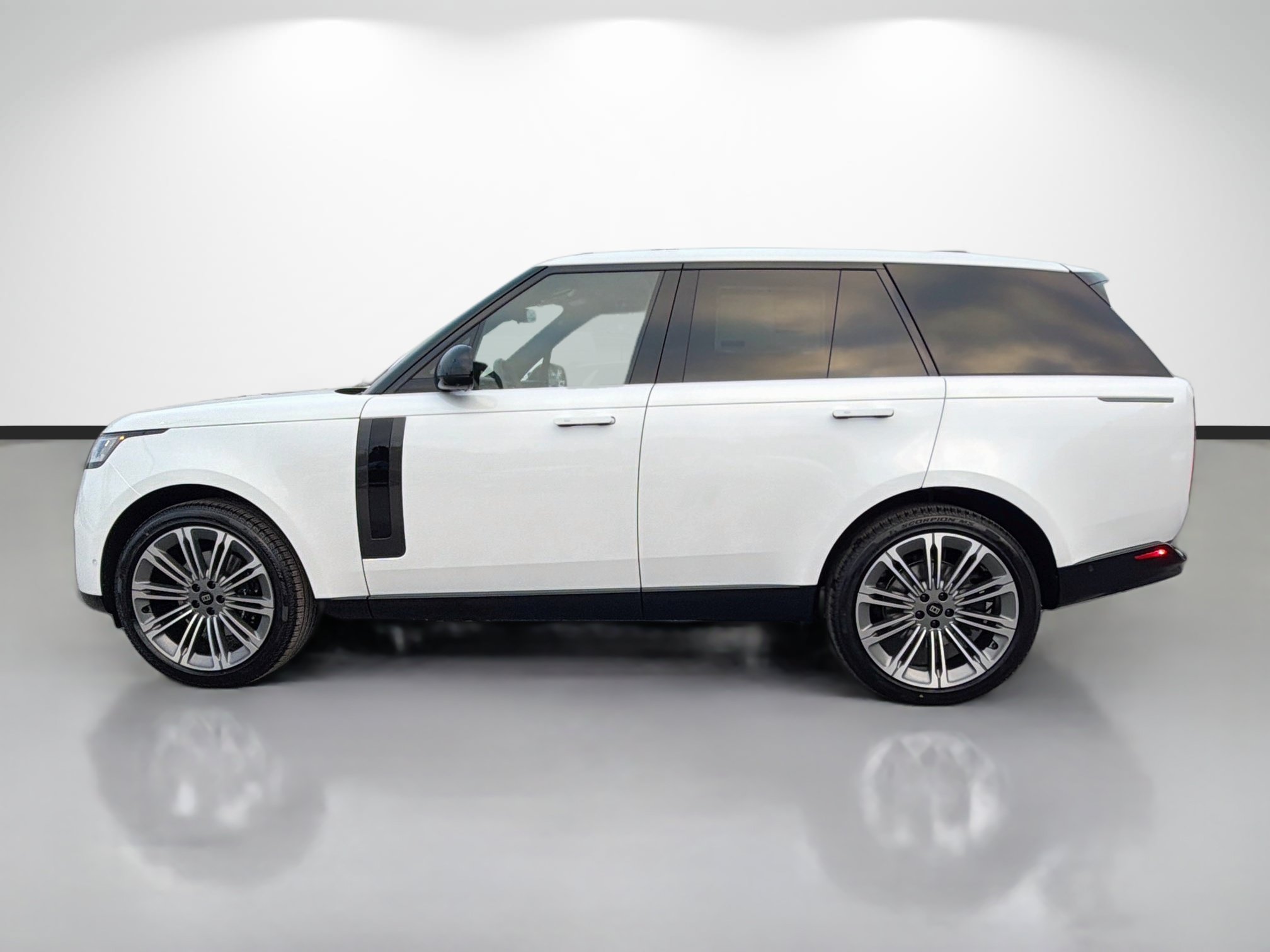 New 2027 Land Rover Range Rover SE AWD/4WD image 2