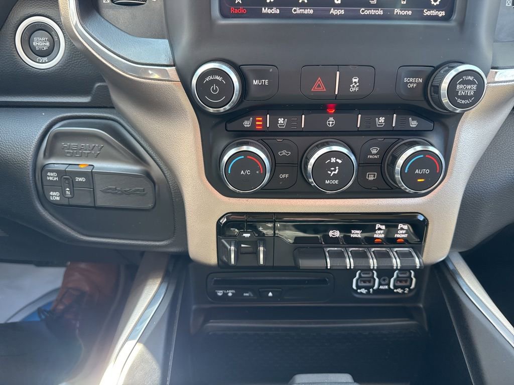 Used 2019 RAM 3500 Laramie image 16