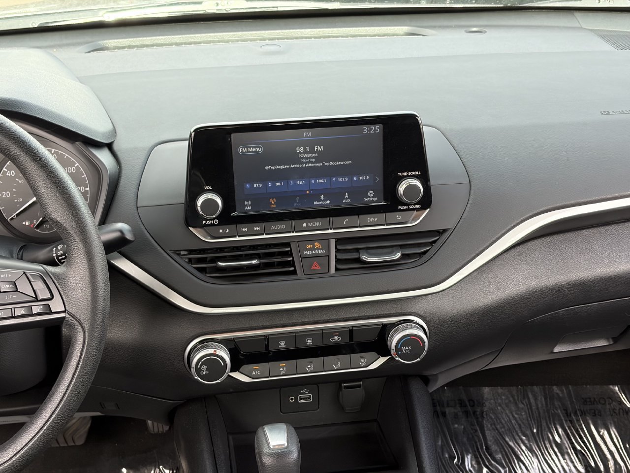 Used 2023 Nissan Altima 2.5 S FWD image 17
