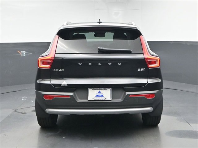 Used 2024 Volvo XC40 B5 Plus w/ Protection Package Premier image 7