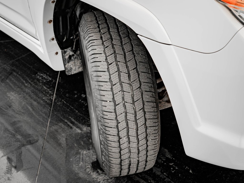 Used 2013 Toyota 4Runner SR5 image 45