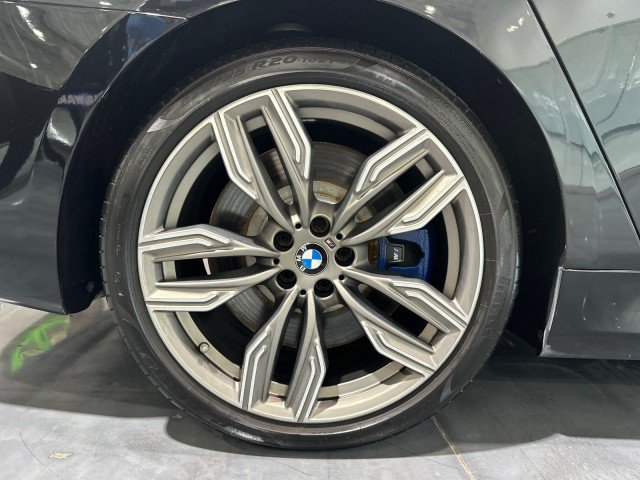 Used 2017 BMW M760i xDrive AWD/4WD image 8