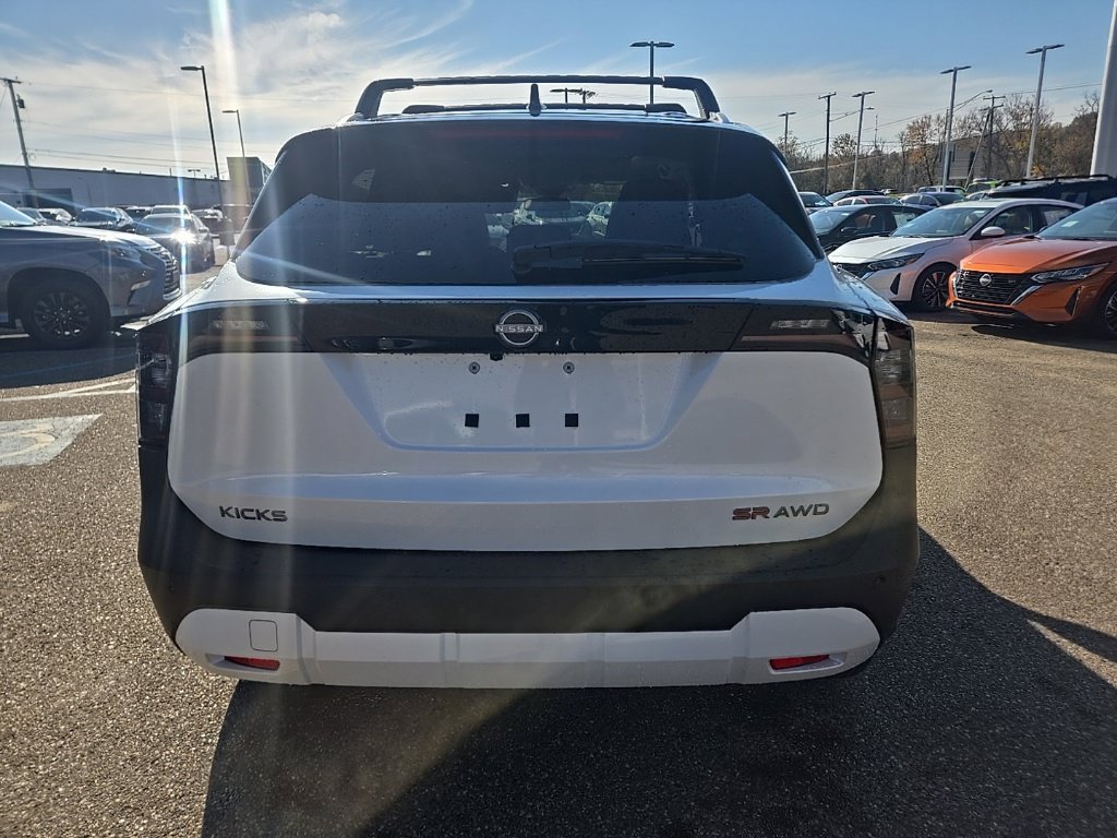 New 2026 Nissan Kicks SR w/ SR Premium Package AWD/4WD image 6