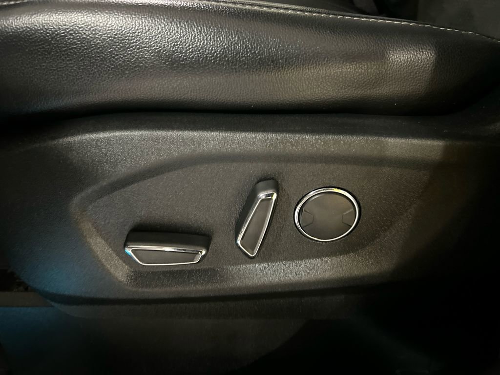 Used 2018 Ford Edge Sport w/ Equipment Group 401A image 11