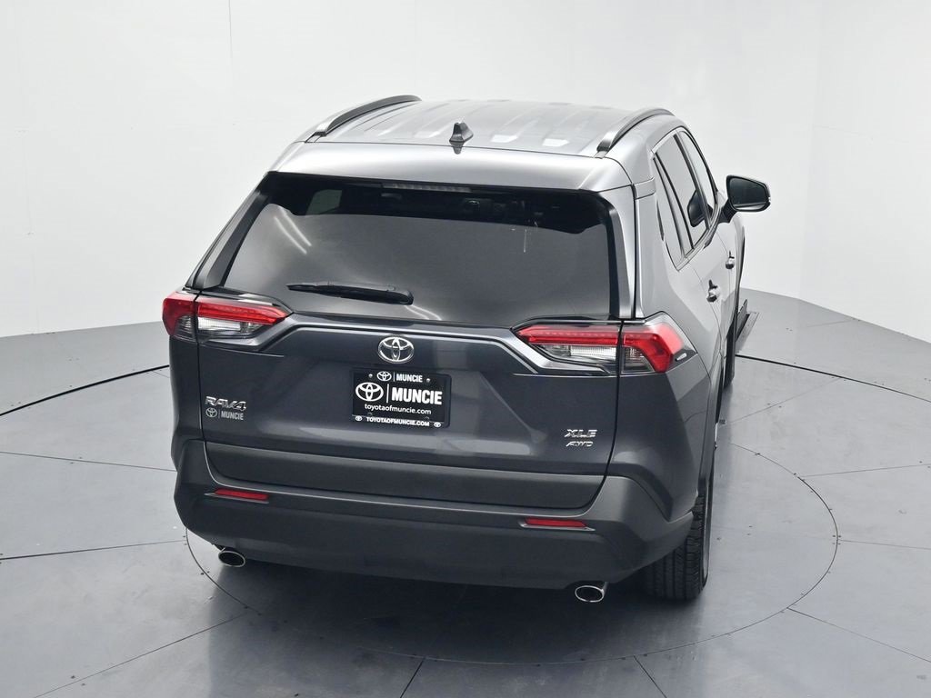 Used 2024 Toyota RAV4 XLE image 59