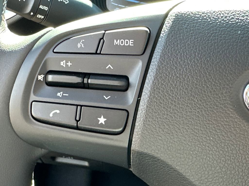 New 2026 Hyundai Venue SEL image 24