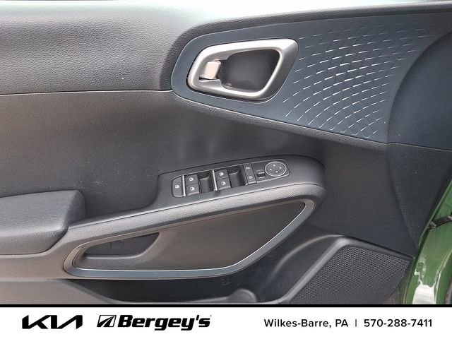 Certified 2023 Kia Soul EX FWD image 15