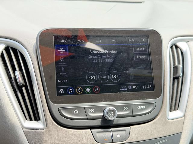 Used 2022 Chevrolet Malibu LT FWD image 19