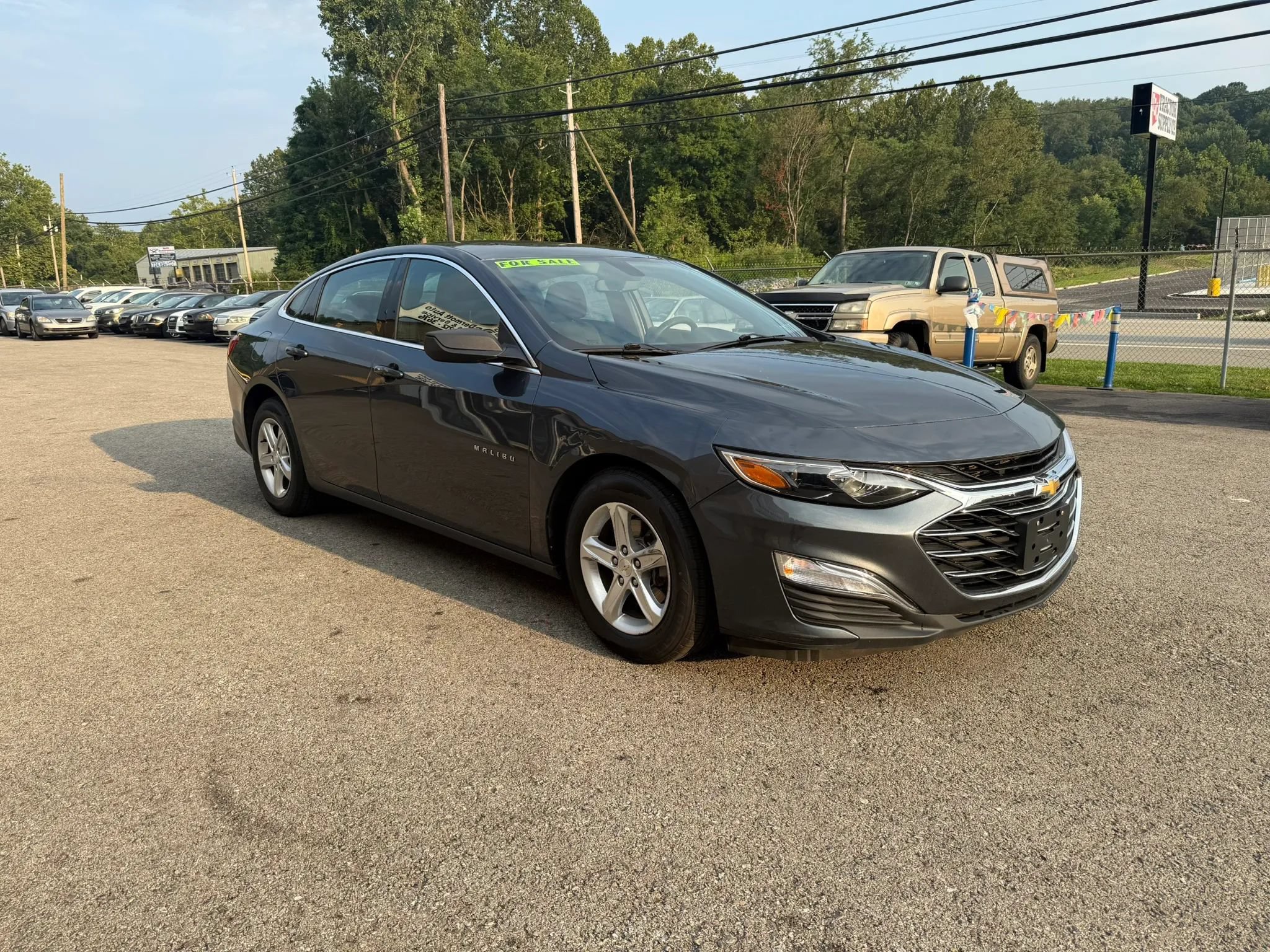 Used 2019 Chevrolet Malibu LS FWD image 3