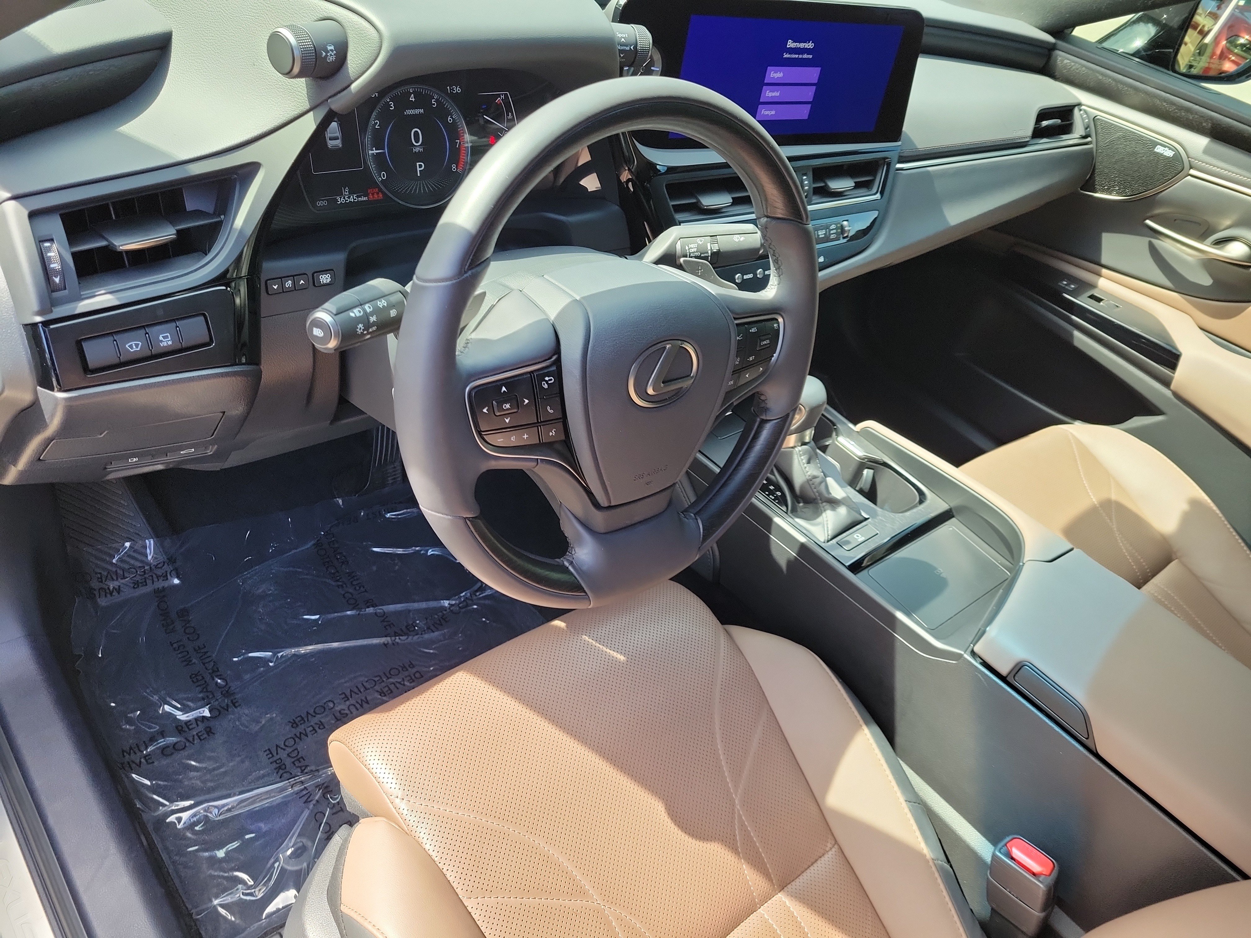 Used 2024 Lexus ES 350 Ultra Luxury w/ Accessory Package (Z2) FWD image 15