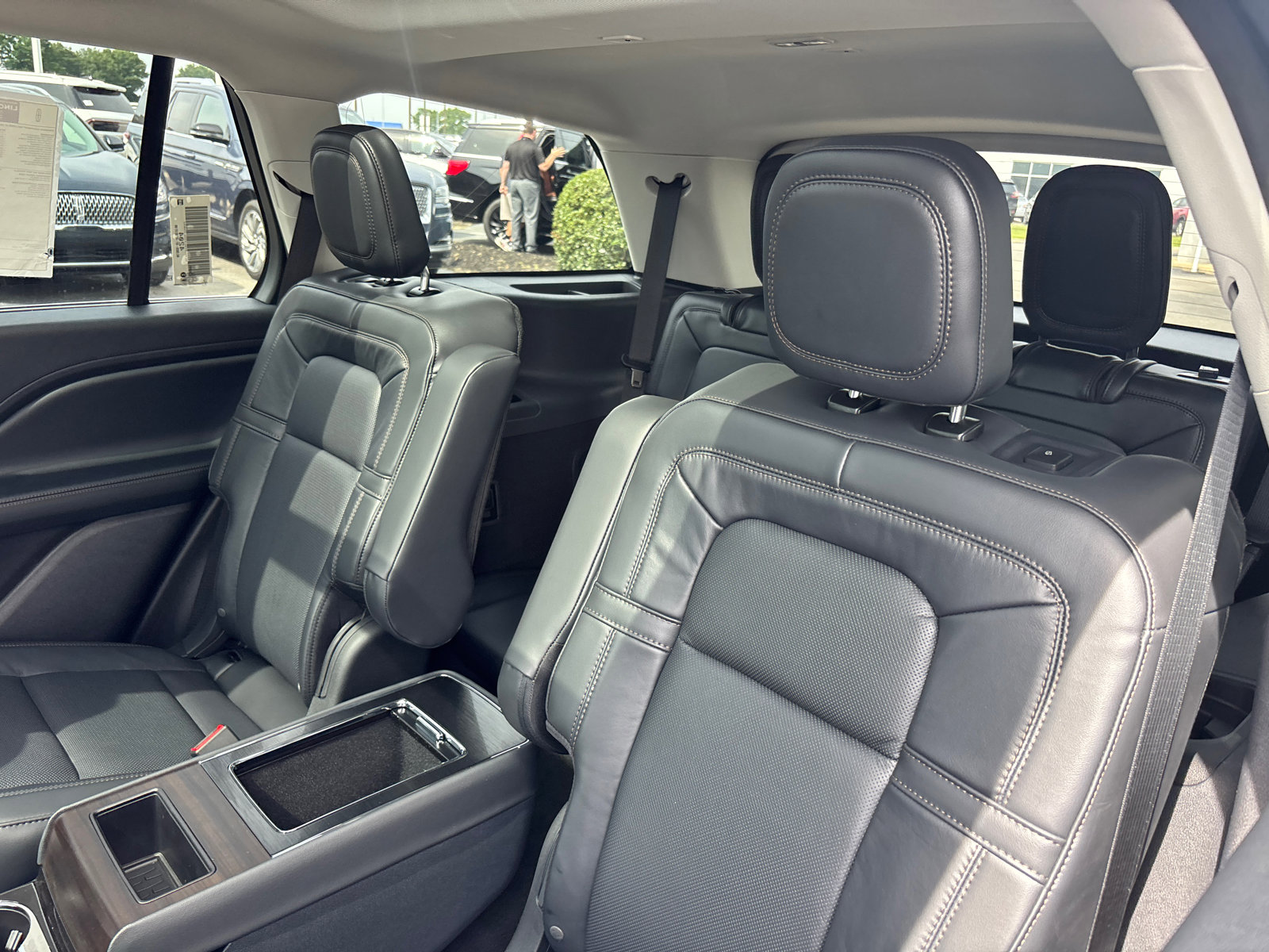 New 2025 Lincoln Aviator Reserve image 28