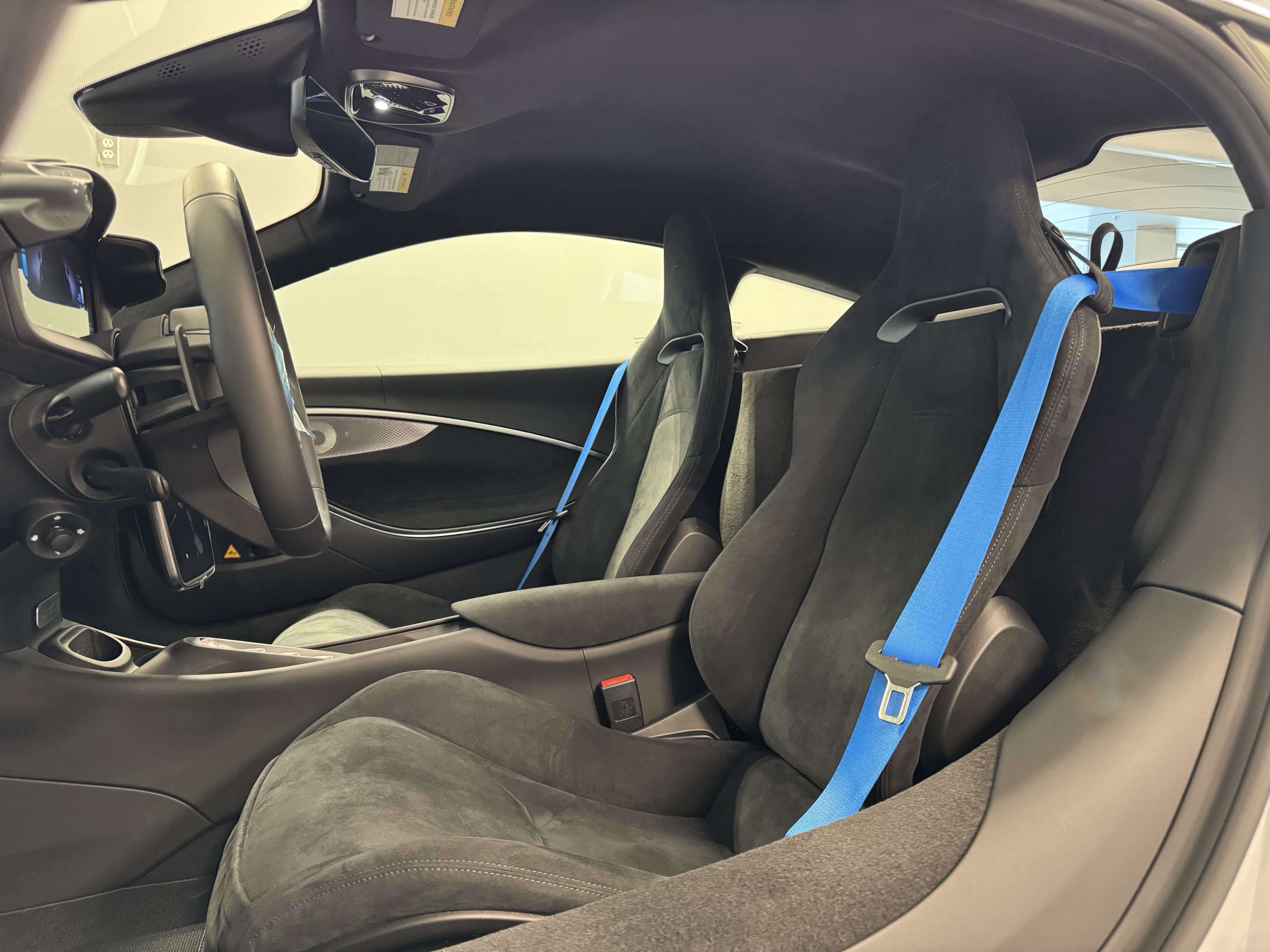 New 2026 McLaren Artura image 11