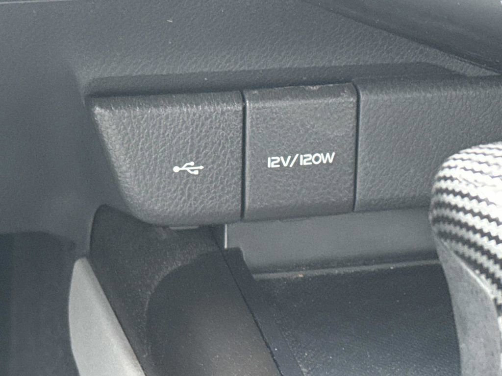 Used 2021 Toyota Camry SE FWD image 17