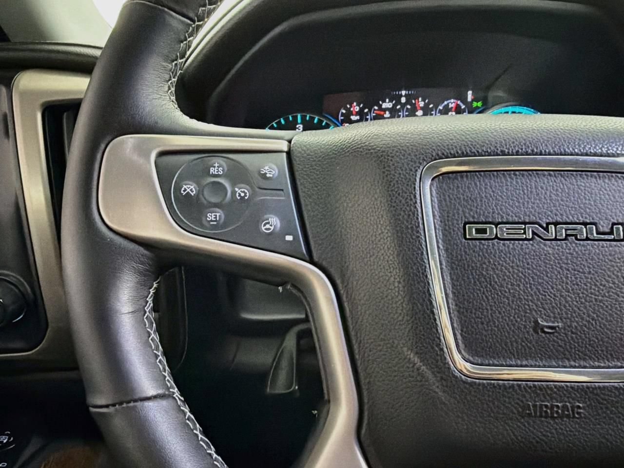 Used 2017 GMC Sierra 1500 Denali AWD/4WD image 48
