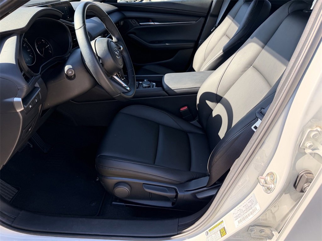 Certified 2025 MAZDA MAZDA3 s Sport image 9