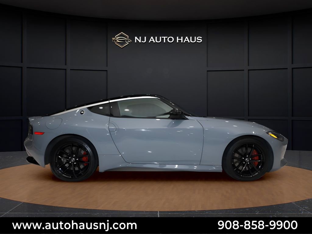 Used 2024 Nissan Z Performance w/ Floor Mat Package image 9